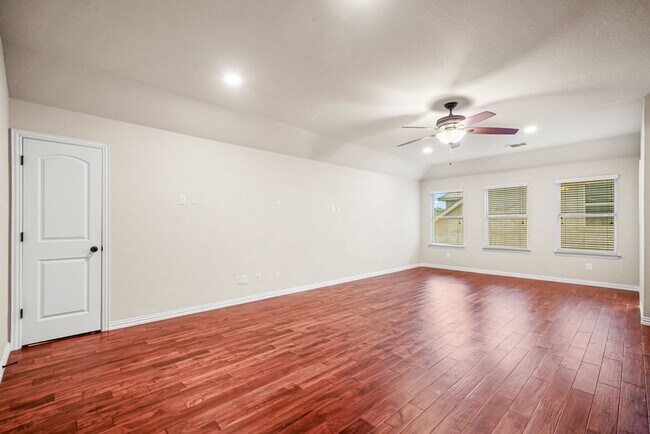 Building Photo - Bella Vista Rental - 5 Bedroom 3.5 bath!