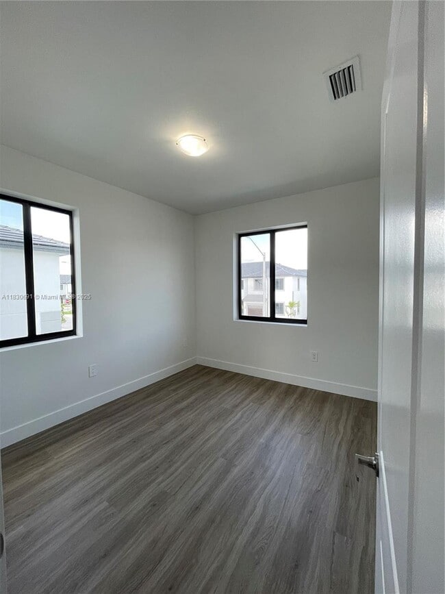 Building Photo - 34491 SW 191st Ct