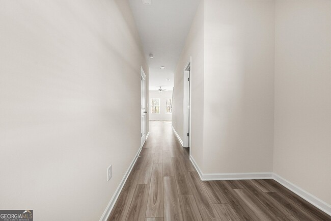 Building Photo - 1328 Riverstone Rd