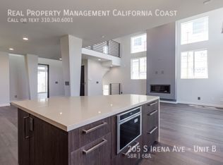 Building Photo - 205 S Irena Ave