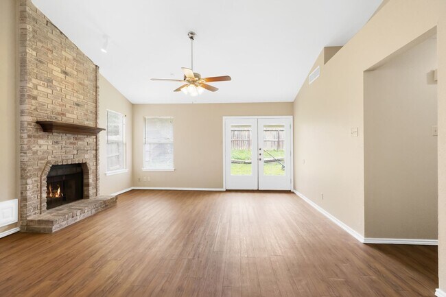 Building Photo - 8007 Forest Crossing