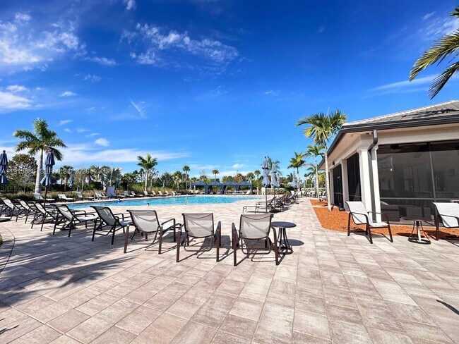 Building Photo - 4016 Basket Oak Cir