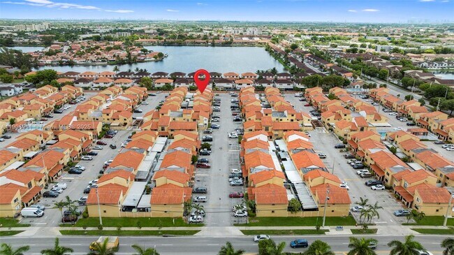 Building Photo - 2735 W 61st Pl