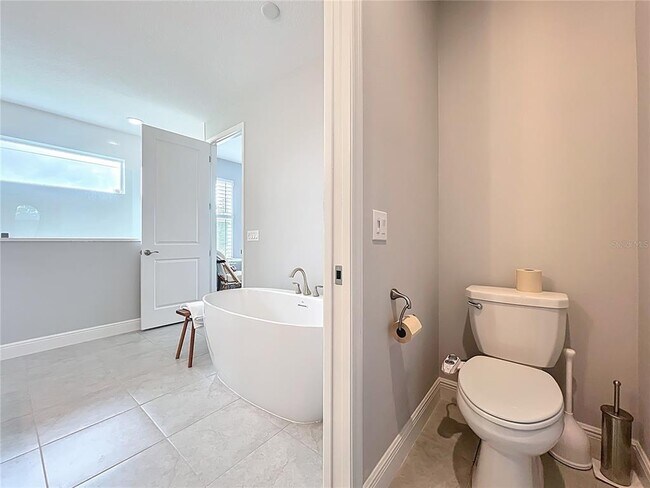 Building Photo - 10224 South Bay Lake Rd