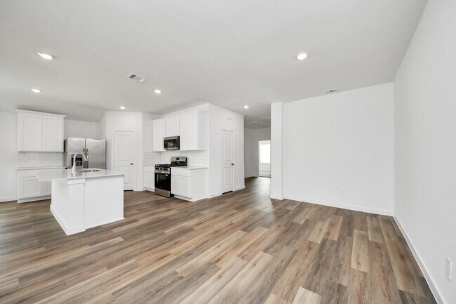 Building Photo - 9035 Rose Water Trl