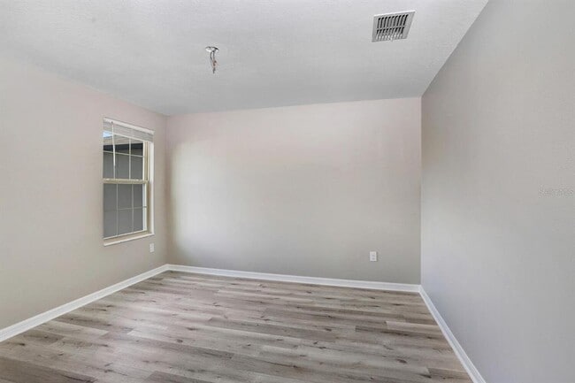 Building Photo - 10256 Carloway Hills Dr