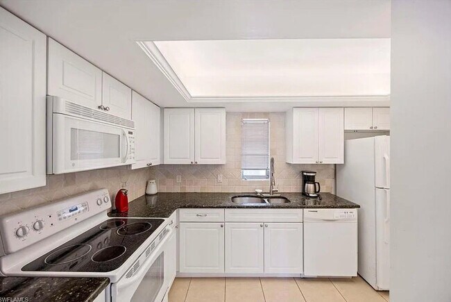 Building Photo - 209 Bobolink Way