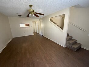 Building Photo - 2BD 2.5BA CONDO WITH WATER INCLUDED