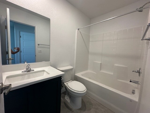 Building Photo - 3447 Grecian Queen Ave