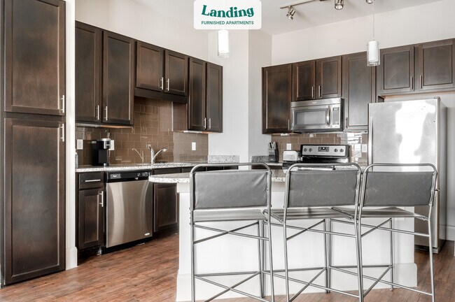 Building Photo - 10300 Katy Fwy