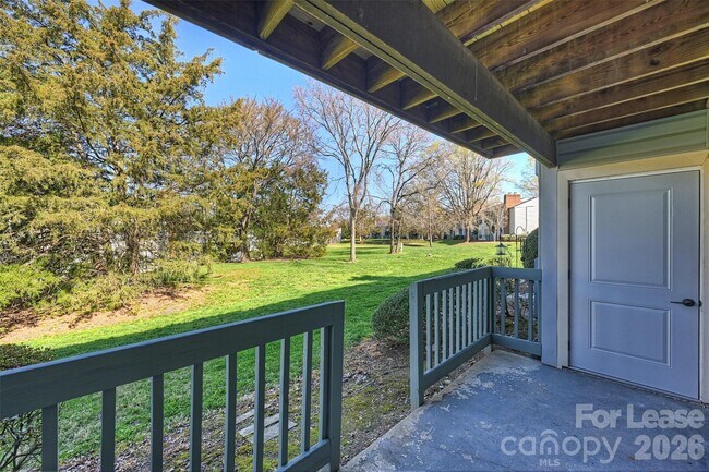 Building Photo - 11141 Harrowfield Rd