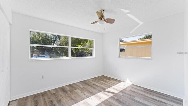 Building Photo - 4447 Ivey Ct