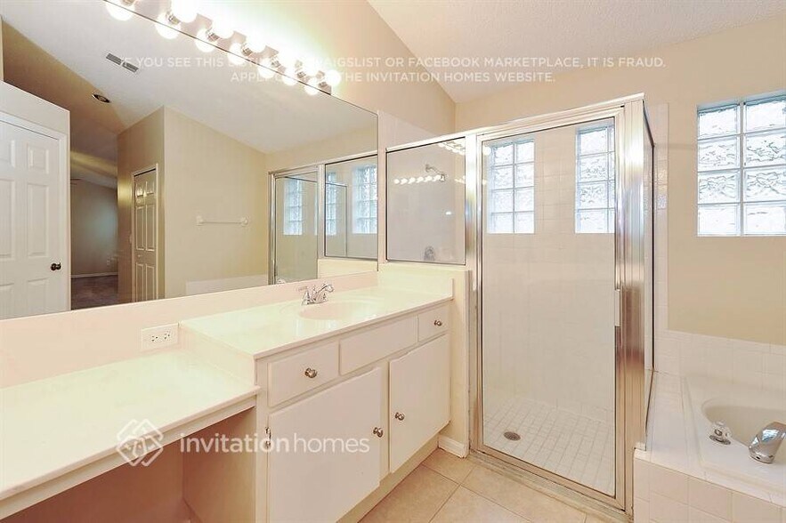 Building Photo - 3993 Jenita Dr