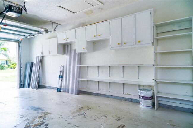 Building Photo - 3139 Iverson St