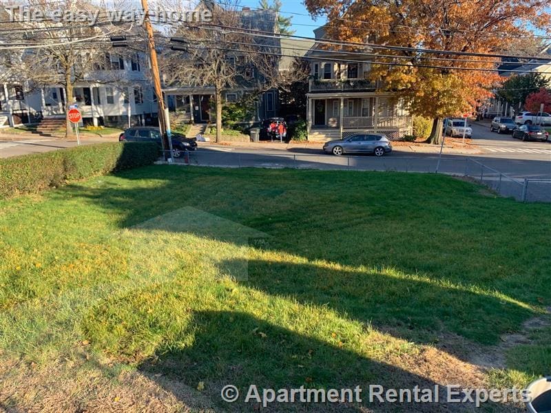 Building Photo - 80 Curtis St