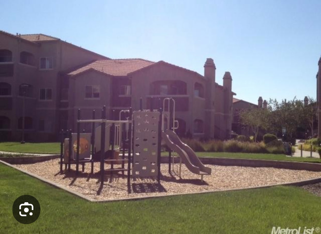 Play area - 10001 Woodcreek Oaks Blvd