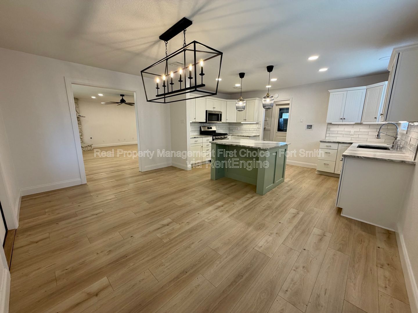 Building Photo - 10107 Old Mill Rd