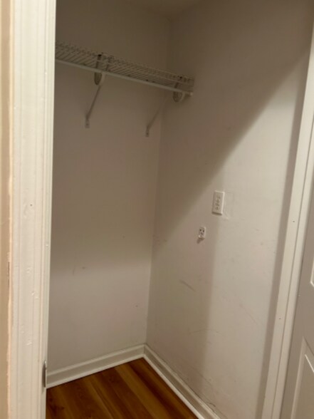 Building Photo - 3344 Prince Edward Ct