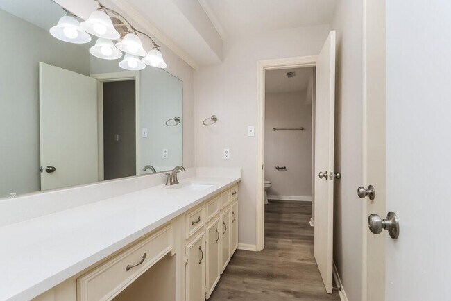 Building Photo - 4707 Havenwoods Dr
