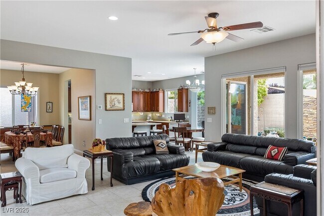 Building Photo - 2611 Savannah Springs Ave