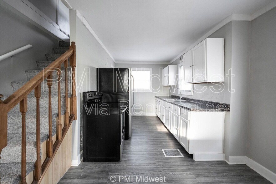 Building Photo - 4058 N Illinois St
