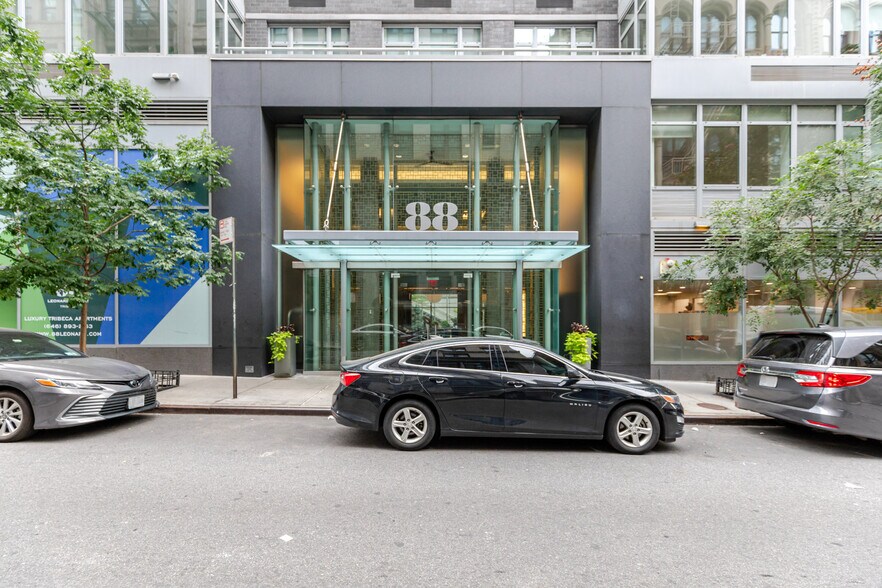 Building Photo - 88 Leonard St