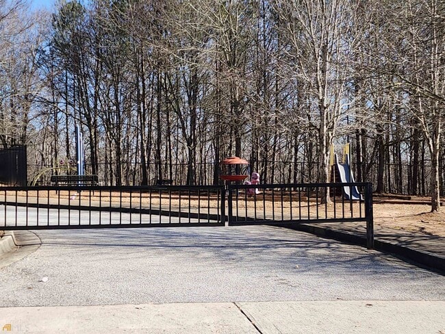 Building Photo - 7130 Cavender Dr SW