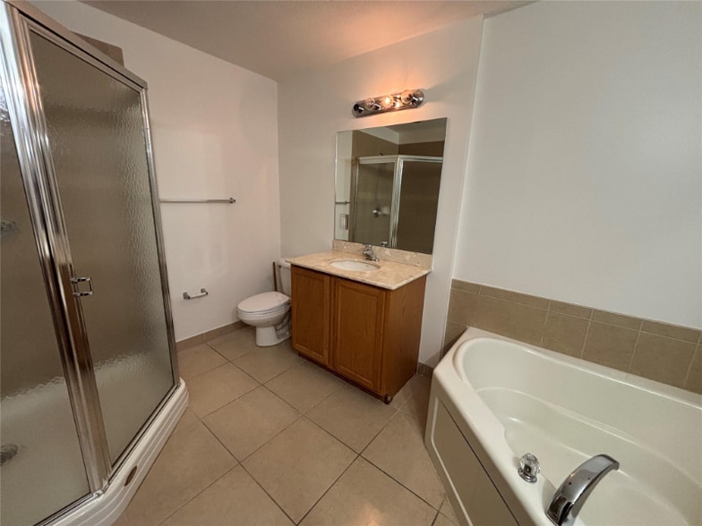 Building Photo - 4632 Danson Way