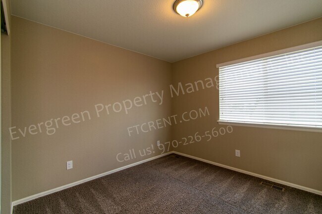 Building Photo - Absolutely Gorgeous 4-Bed Single Family Home in Copper Ridge!