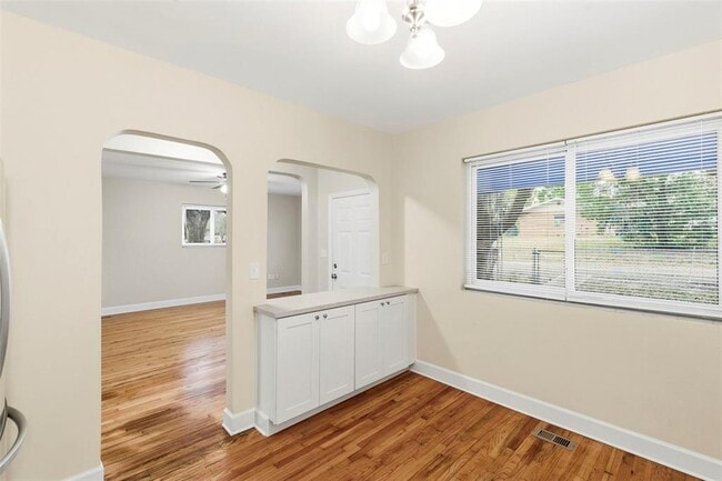 Building Photo - 6103 Corson Ave