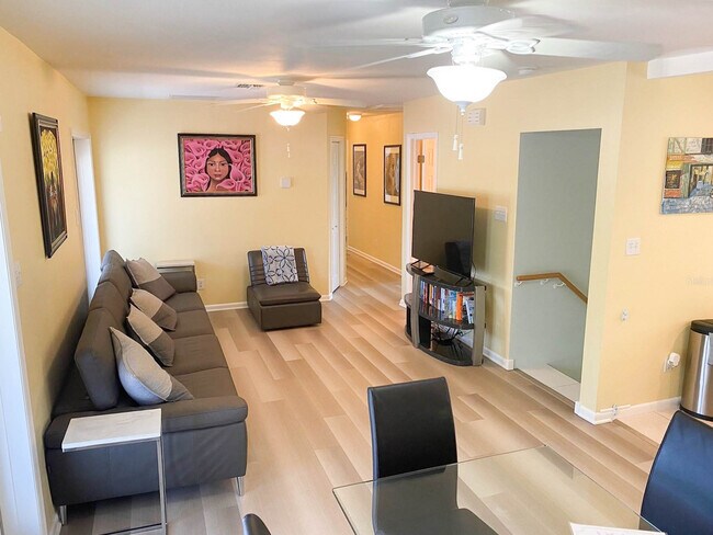 Building Photo - 1826 58th St S