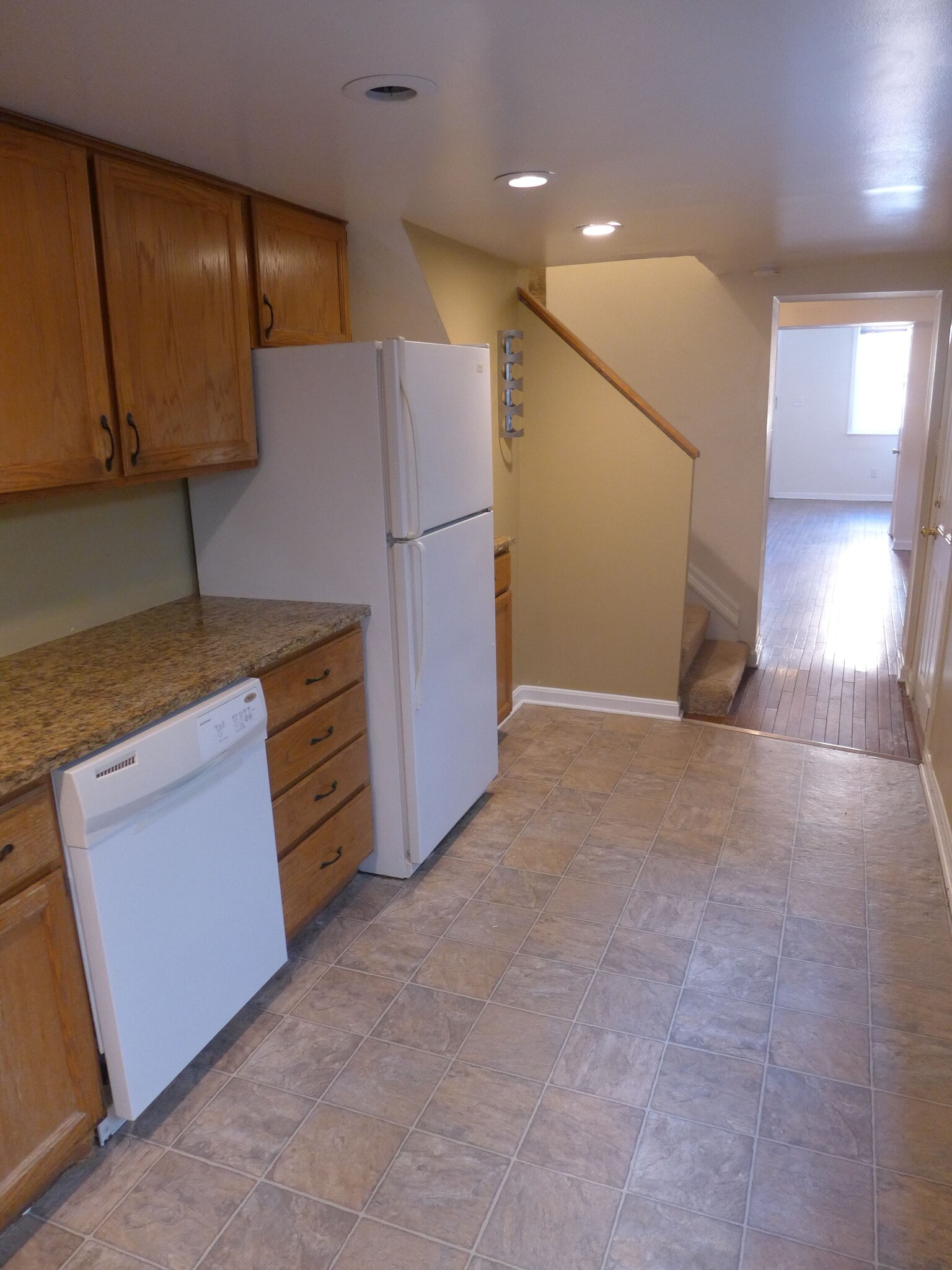 Building Photo - 512 S Wolfe St