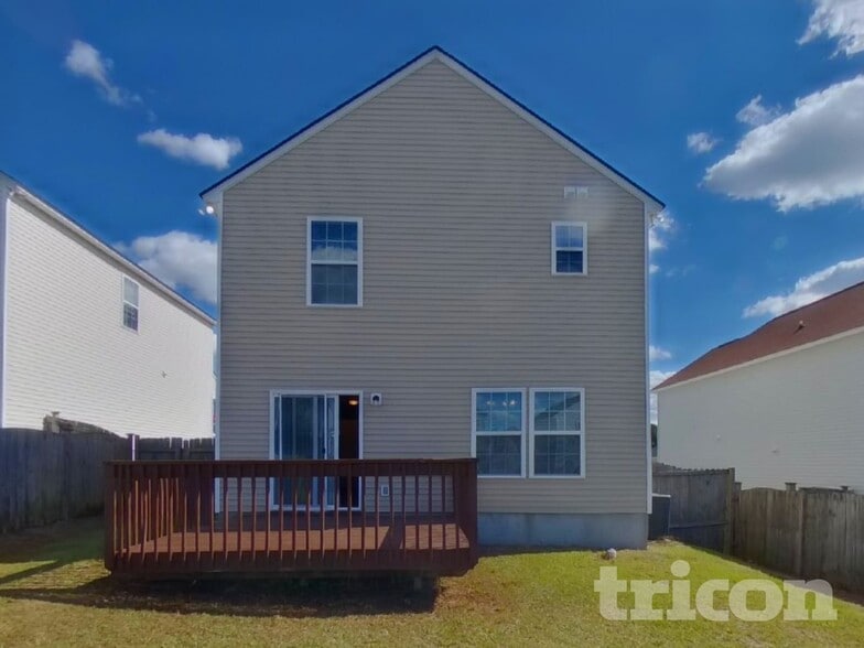 Building Photo - 318 Cavalier Ln