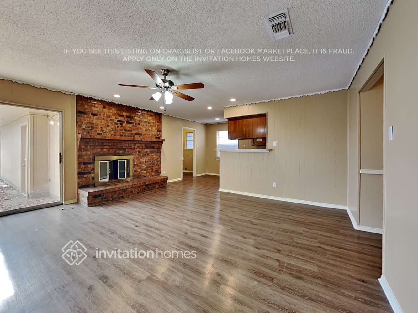 Building Photo - 150 Valleyglen Dr