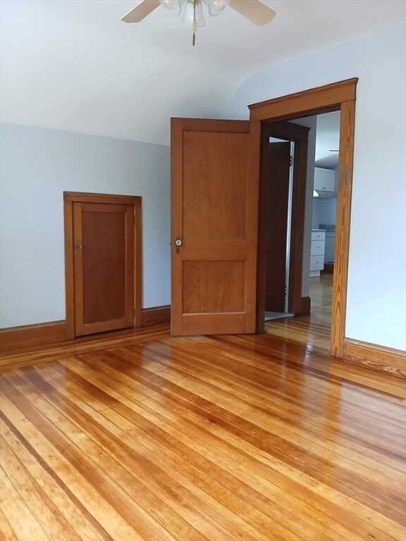 Building Photo - 112-116 Ledge Rd