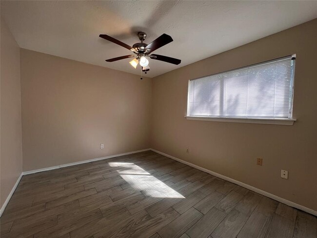 Building Photo - 958 Grand Jct Dr