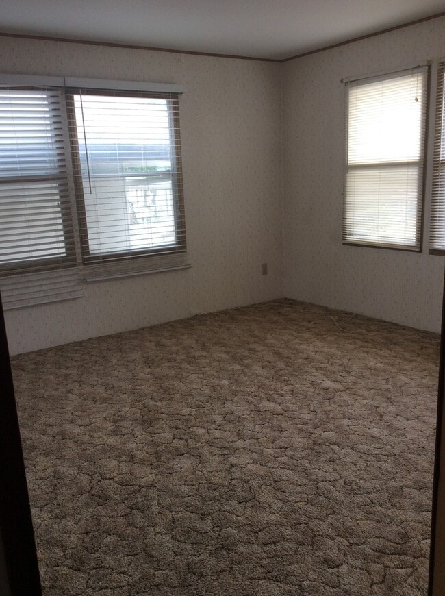 Building Photo - 595 Magnolia Way  Reno, NV 89506