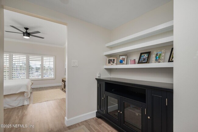 Building Photo - 3106 Harbor Dr