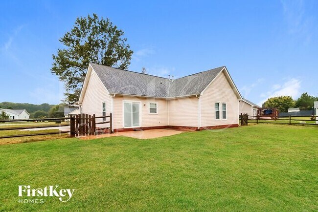 Building Photo - 2112 Dawn Ridge