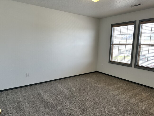 Building Photo - 3416 Parktrail Ct