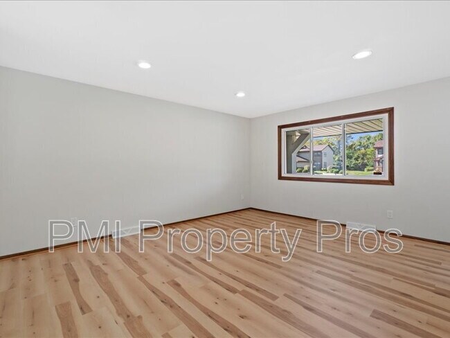 Building Photo - 8148 S 88th St
