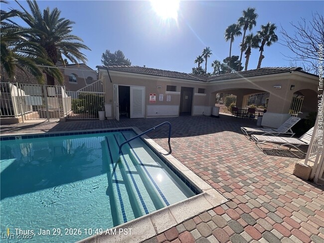 Building Photo - 920 Twinkling Sky Ave