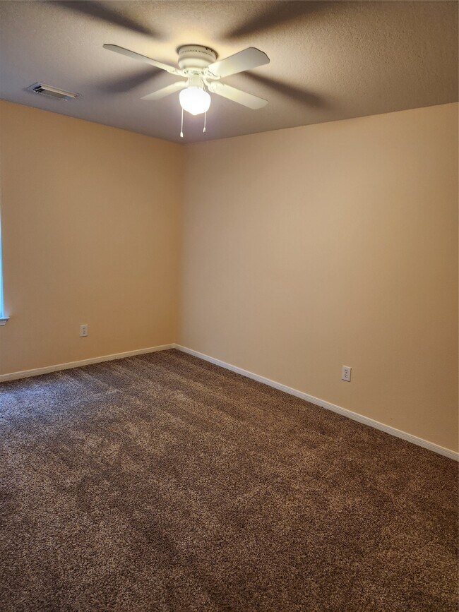 Building Photo - 15319 Streetcar Ct