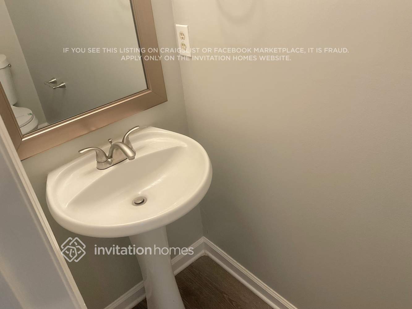 Building Photo - 3349 Daingerfield Dr