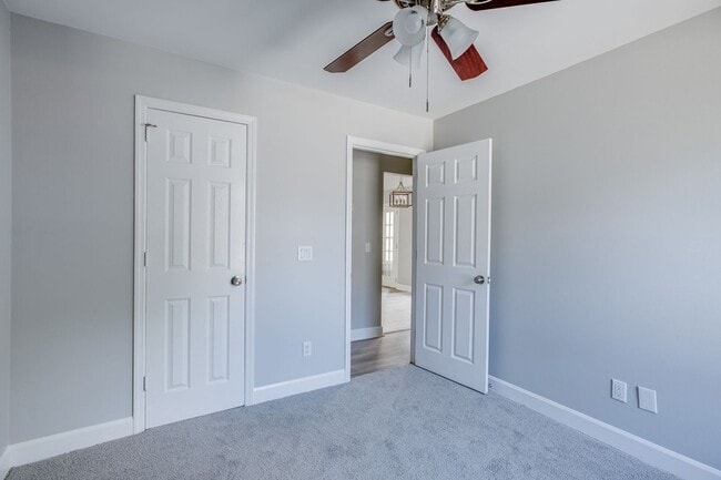Building Photo - 1449 Brighton Cir