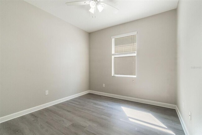 Building Photo - 3589 Cortland Dr