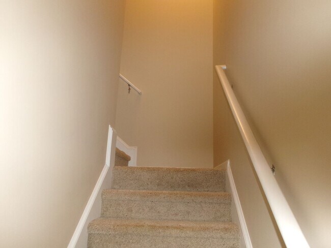 Building Photo - 4 bedroom, 3 bath home in Surfside Beach Club
