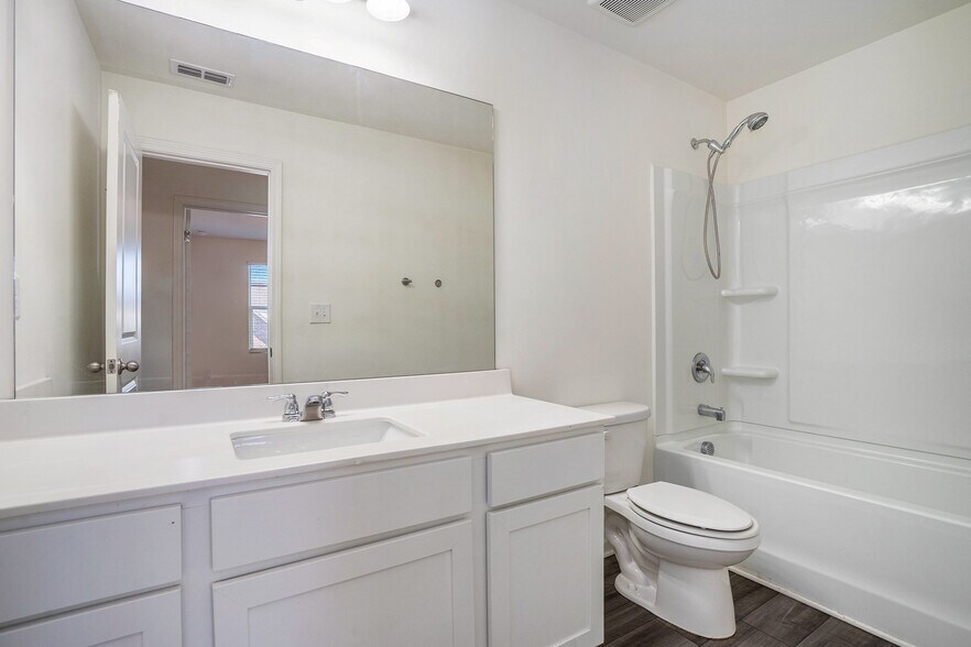 Building Photo - 1026 Feldman Chase