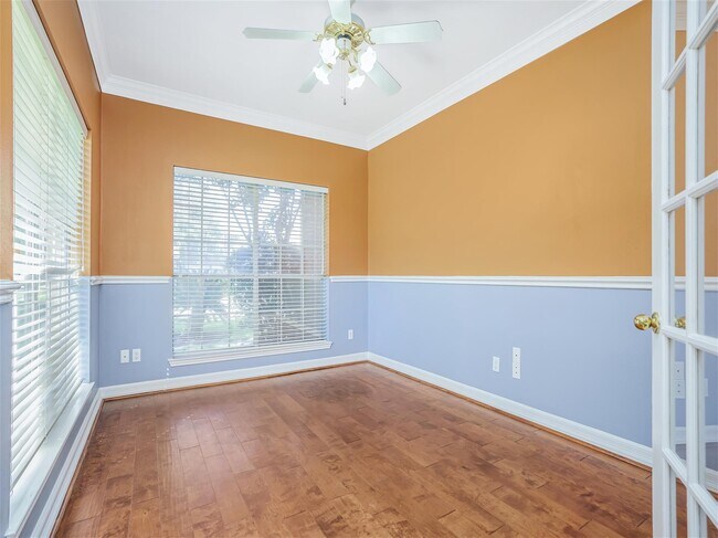 Building Photo - 1827 Senca Springs Ct