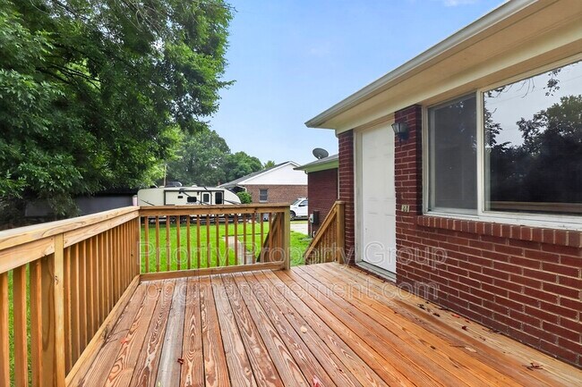 Building Photo - 3916 Piney Grove Rd